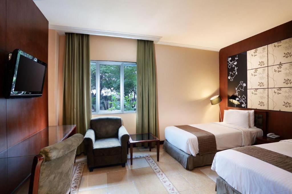 Ipb Convention Hotel Botani Square Богор Экстерьер фото