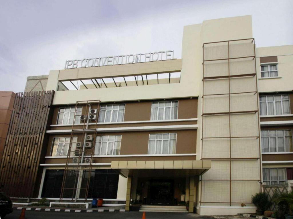 Ipb Convention Hotel Botani Square Богор Экстерьер фото